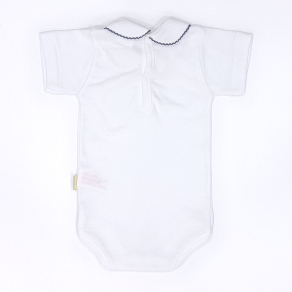 BABY-RUNDHALS-BODY MIT KURZEN ÄRMELN